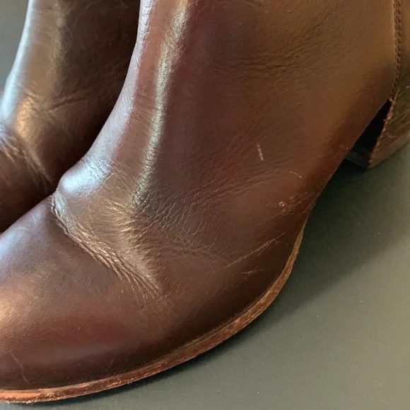 Patricia Nash brown leather cut out ankle booties - Picture 8 of 8